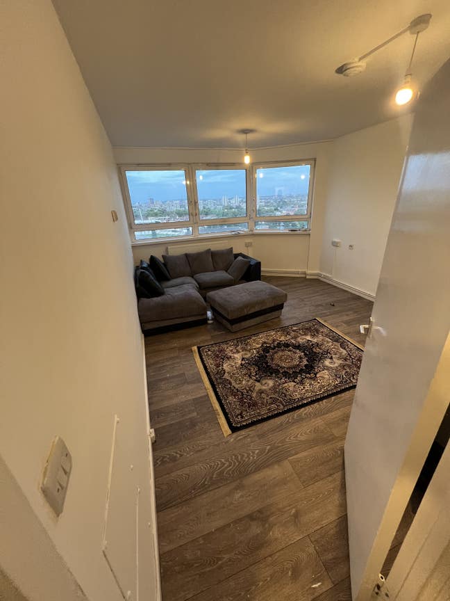 Skyhigh City Apartment  Main Photo