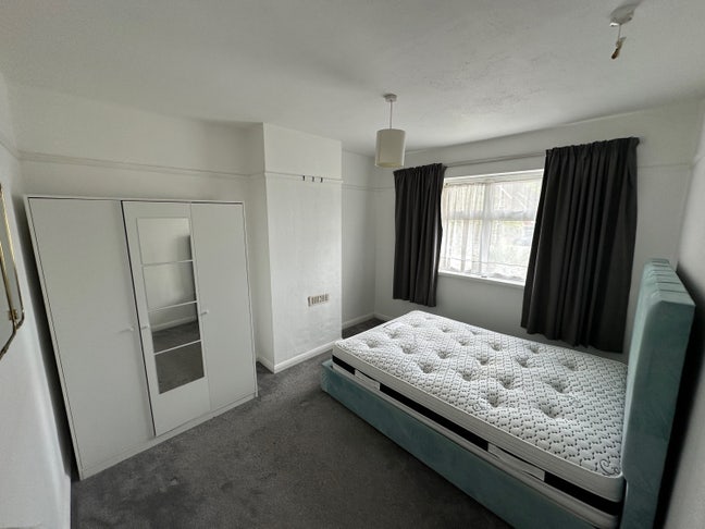 Double room available  Main Photo