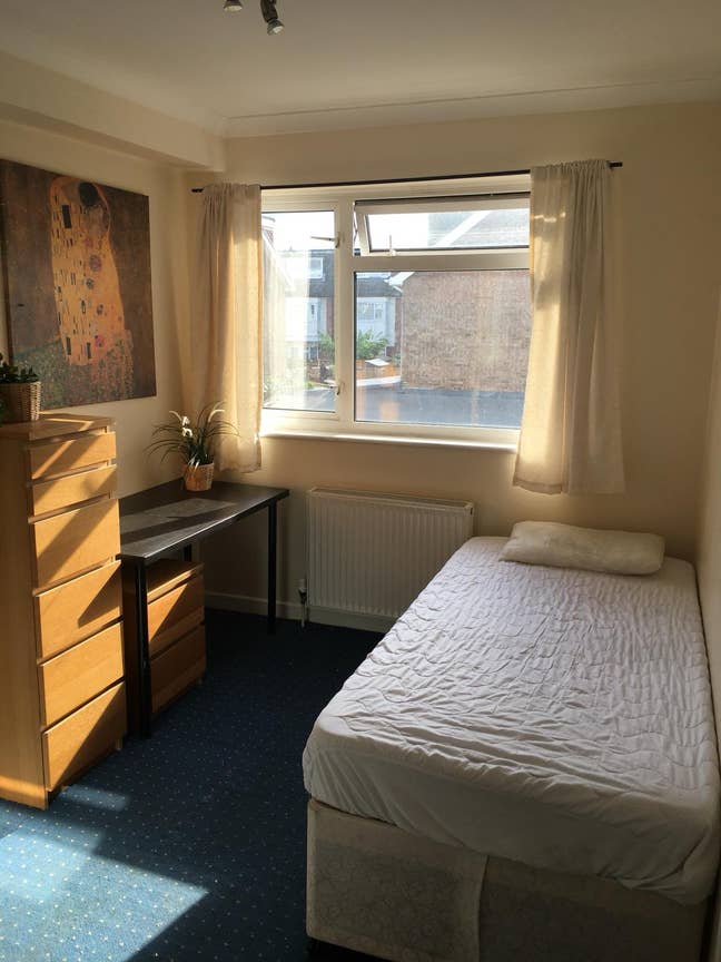 En-suite In Docklands - Earlier Move-in Possible Main Photo