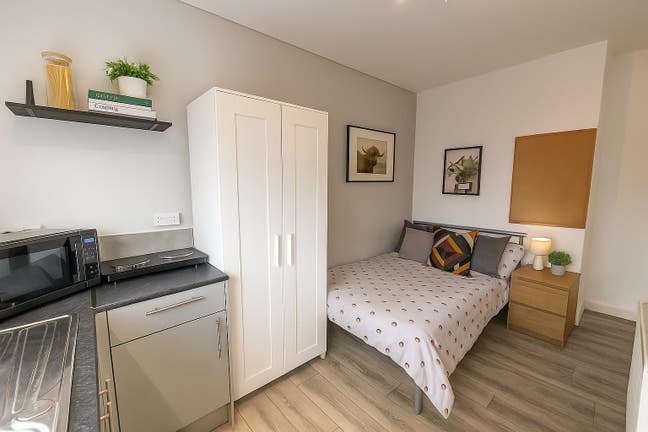 Studio Flat - Main Street, Fulford, York Main Photo
