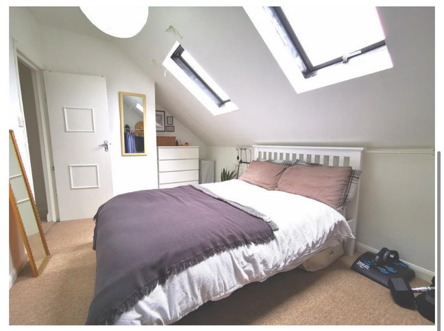 Spacious Bedroom, Flex Move-in date, 2-Bed Home Main Photo