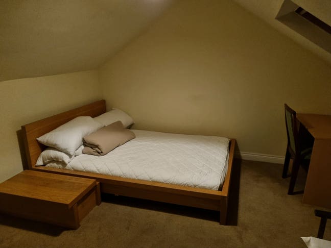 Nice, quiet double rooms near York city centre. Main Photo