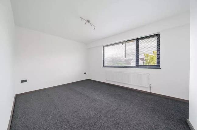 King size room available  Main Photo