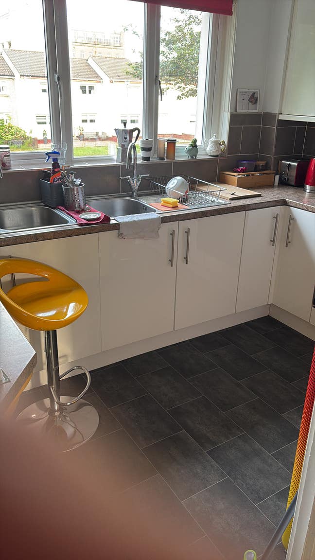 Lovely big DoubleBed room available  Main Photo