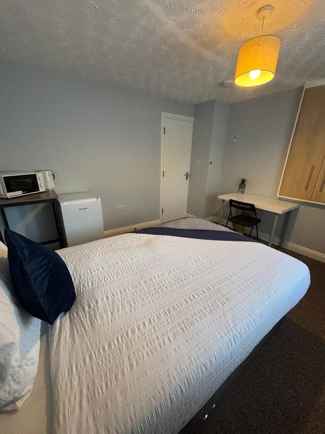 2 Rooms to Rent Corby Town Centre Main Photo