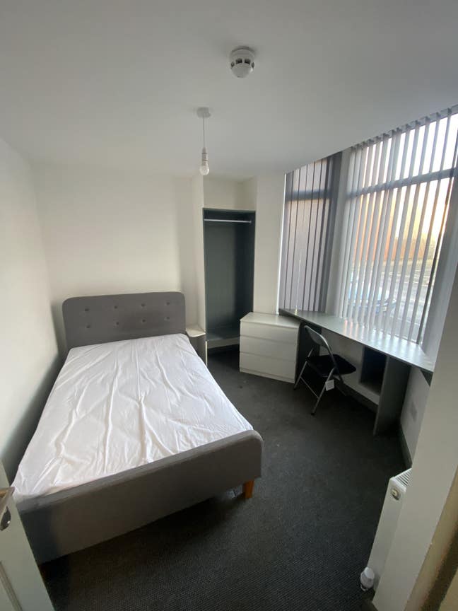 1 Double Room Ready 08/10/2025 -  Great Price! Main Photo