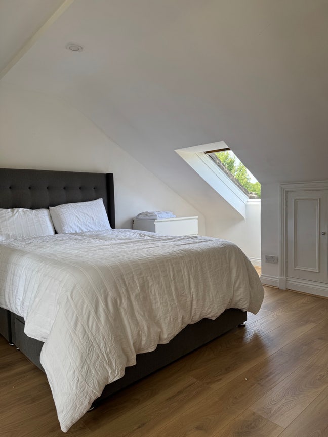 Huge Balham Ensuite! 5Mins Walk to Station Main Photo