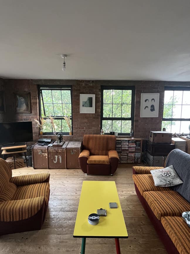 HOT: Double Ensutite Room £1375 (all bills inc.) Main Photo