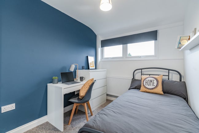 Fabulous Room in a Modern Houseshare! Main Photo