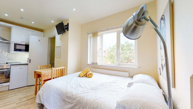 Wonderful Flat in Cricklewood- Book a Viewing Now Main Photo