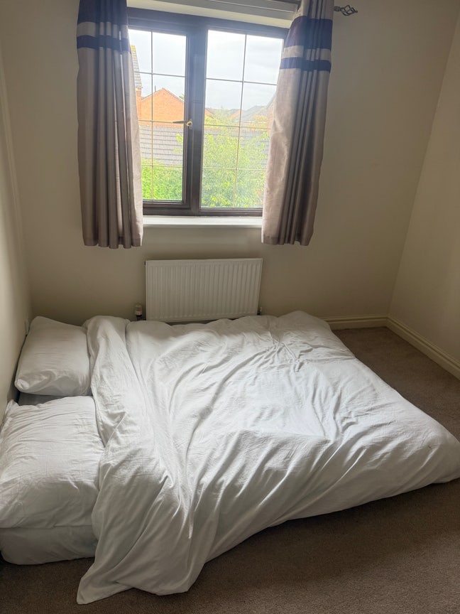 1 Room Share in Middleton Main Photo