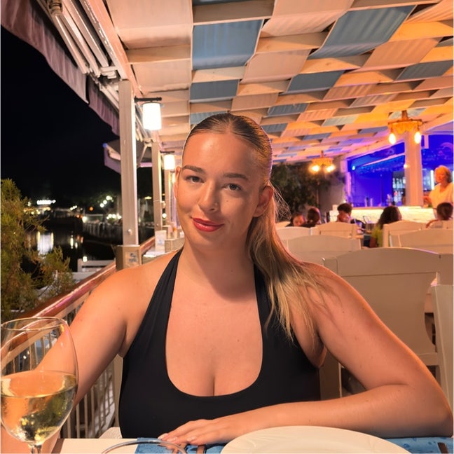 Graduate looking for accommodation. Main Photo
