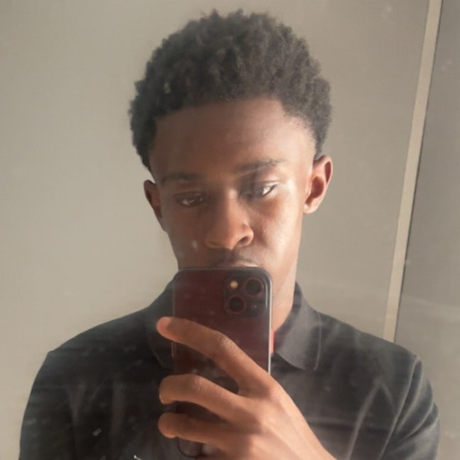Male Student Looking For Accommodation Main Photo