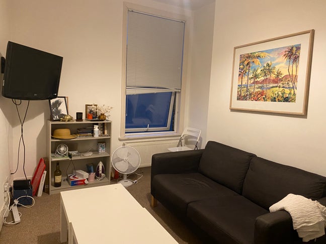 Awesome Double Room in a Shepherds Bush Main Photo