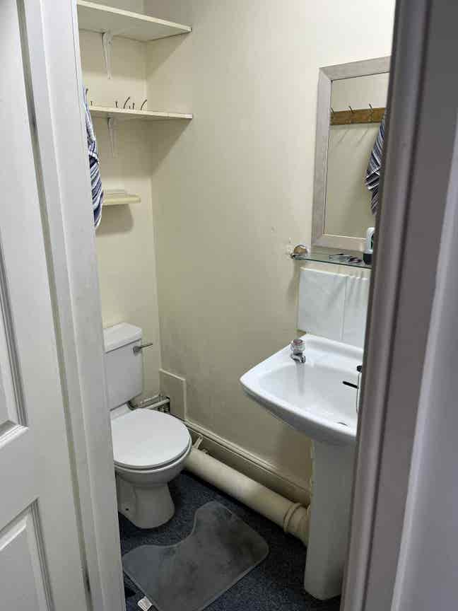 Double room to rent Main Photo