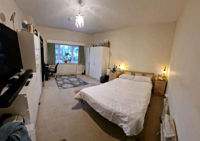 Large Double Bedroom in Harrow-on-the-Hill Main Photo