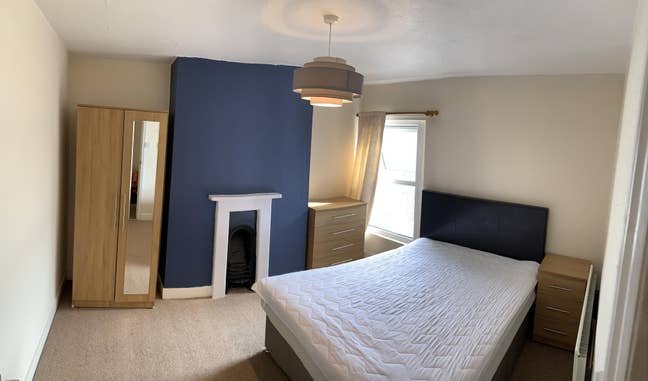 Double Room to Let - Cowley Rd Main Photo
