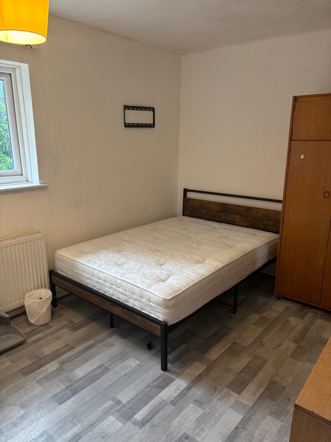 Double en-suite Room  Main Photo