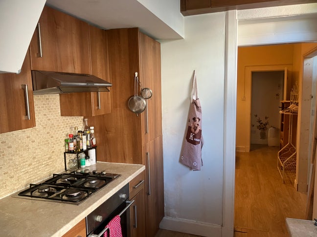 2 bed furnishings apartment  Main Photo