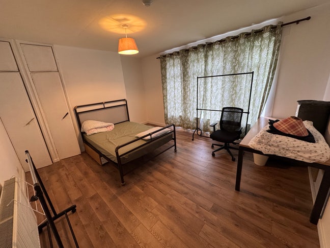 Double room for rent !  Main Photo