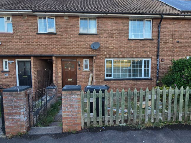 Five-Bedroom House Available –  BS16  Main Photo
