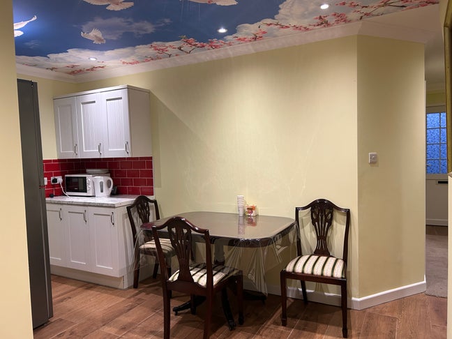 High End En-Suite Double Bedroom_Edgware/Burnt Oak Main Photo