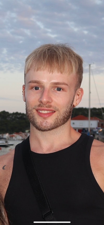 28 y/o friendly professional 🏳️‍🌈 Main Photo