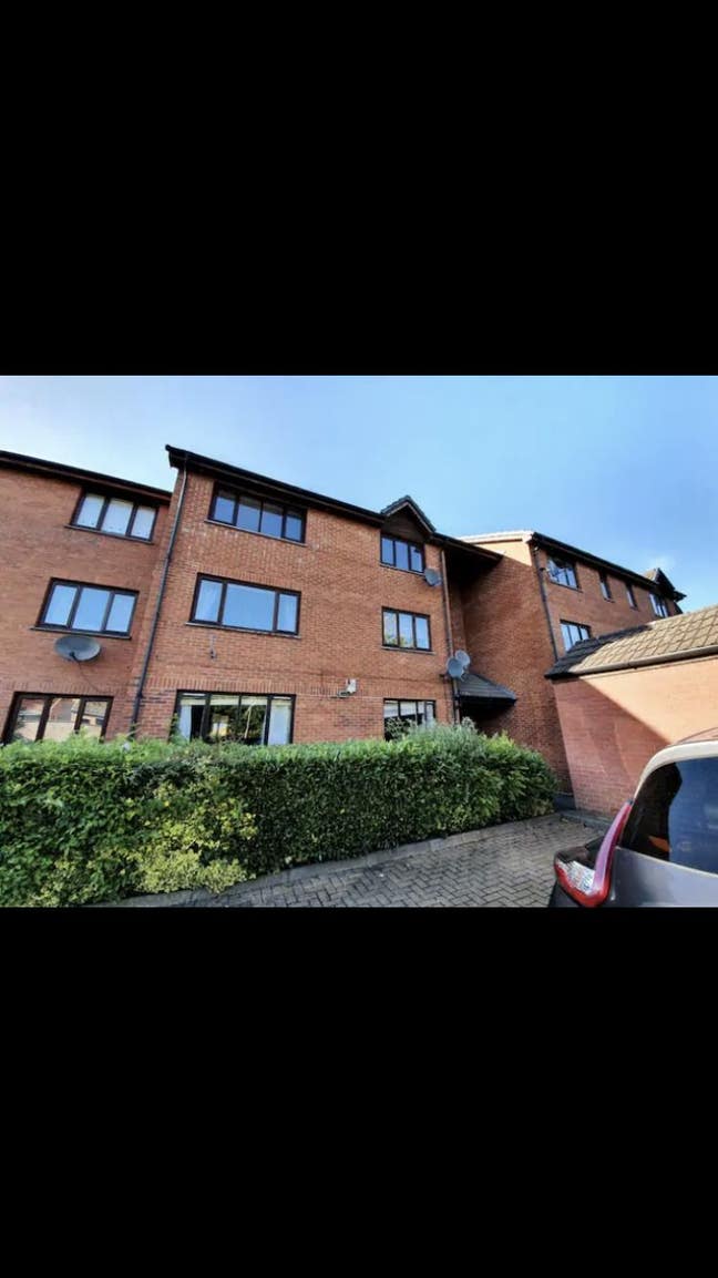 2 Bedroom flat next to Green Park  Main Photo