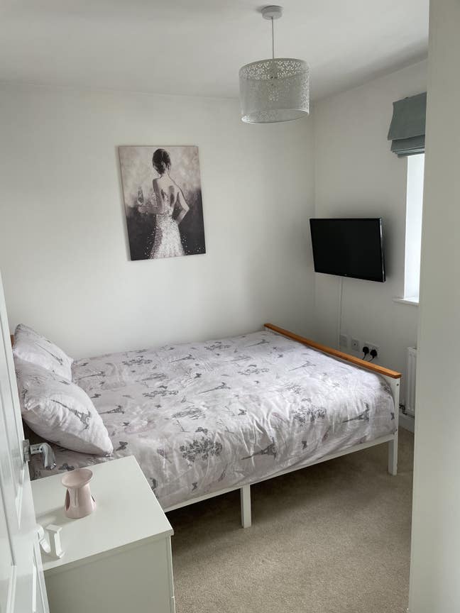 Double room available with own bathroom Main Photo