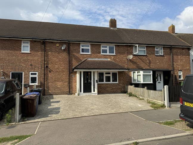 6 bedroom house share in Aveley Main Photo