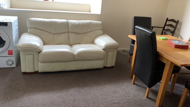 Room Is Available in Treforest  Main Photo
