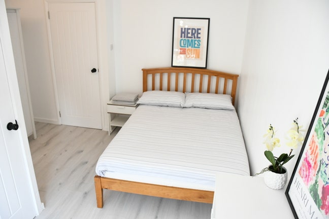 Lovely En-Suite Double Bedroom close to QMU  Main Photo