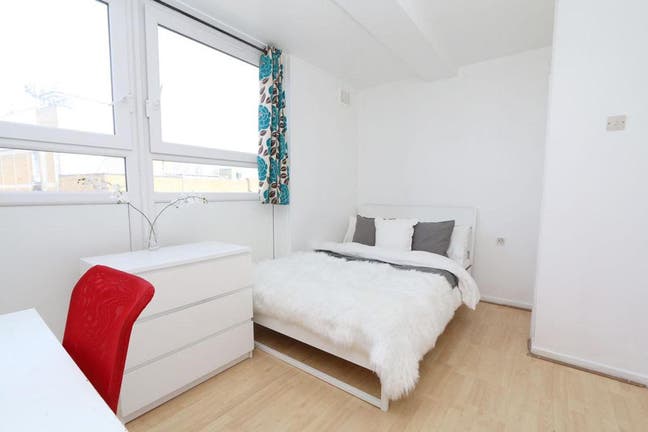 📍2  Rooms  in Mile End Zone 2📍 Main Photo