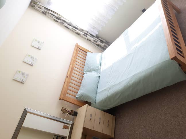 Large Double Room to Let Main Photo