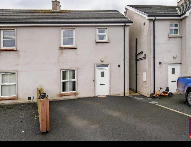Room to Rent in a nice village 9 miles from Omagh Main Photo