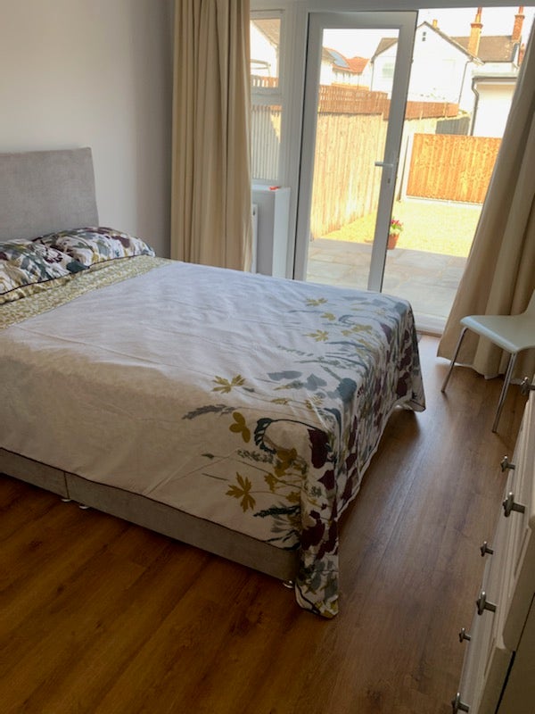 Executive Double Bedroom with En-Suite Main Photo