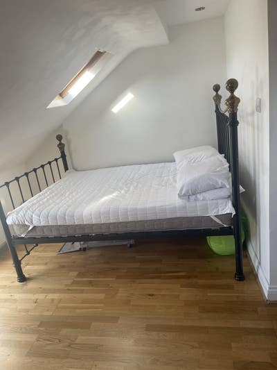 Loft Studio Apartment – Zone 2 (Willesden Juncti Main Photo