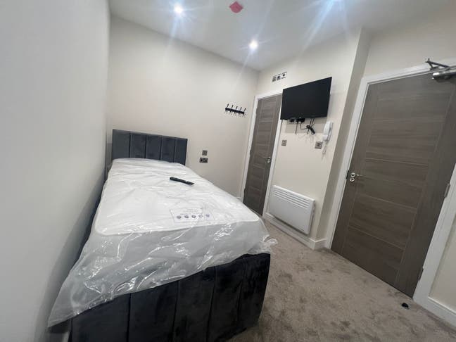 Room in a Shared Flat, Institute Road, B147EG Main Photo
