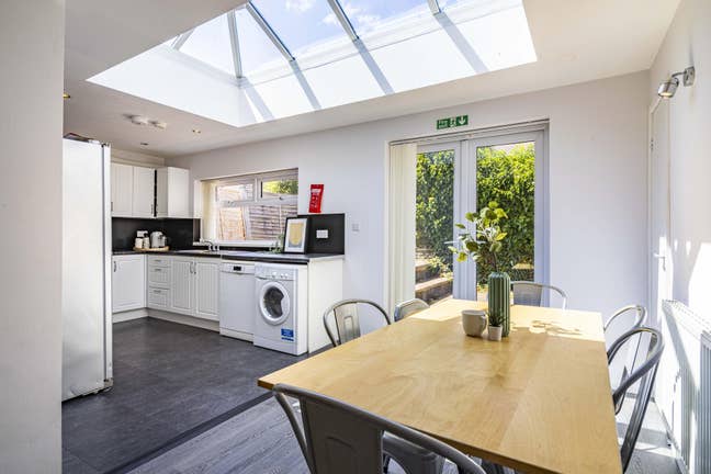 Hawton Crescent | Wollaton Park | Available Now Main Photo