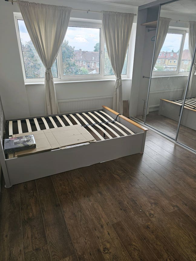 Room and Toilet rent Main Photo