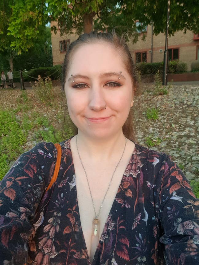 Looking for new friends in a Homey House share Main Photo