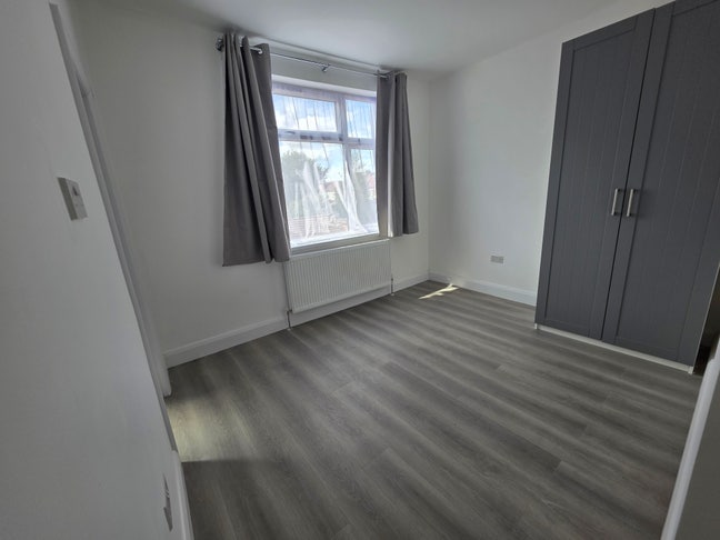 All Bills Included En Suite Rooms Main Photo
