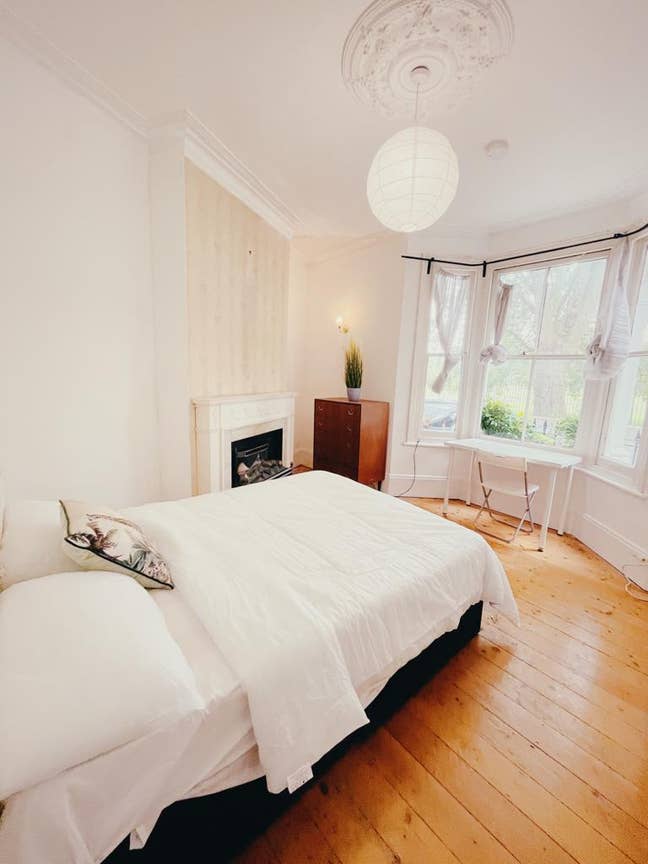 Bright & Beautiful Double in Surrey Quays! Main Photo