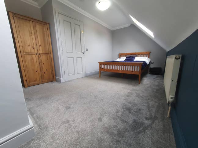 Double room with Ensuite, Close to Centre to rent Main Photo