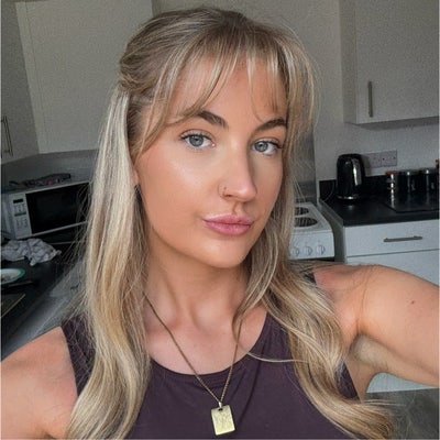 Friendly professional seeking house share Main Photo