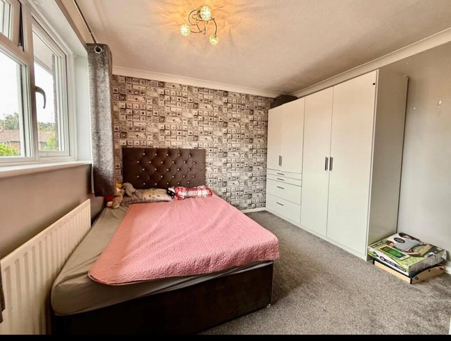 House - share  Main Photo