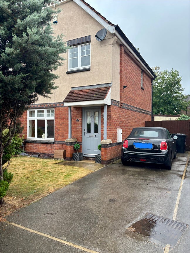 3 bed end terrace house Main Photo