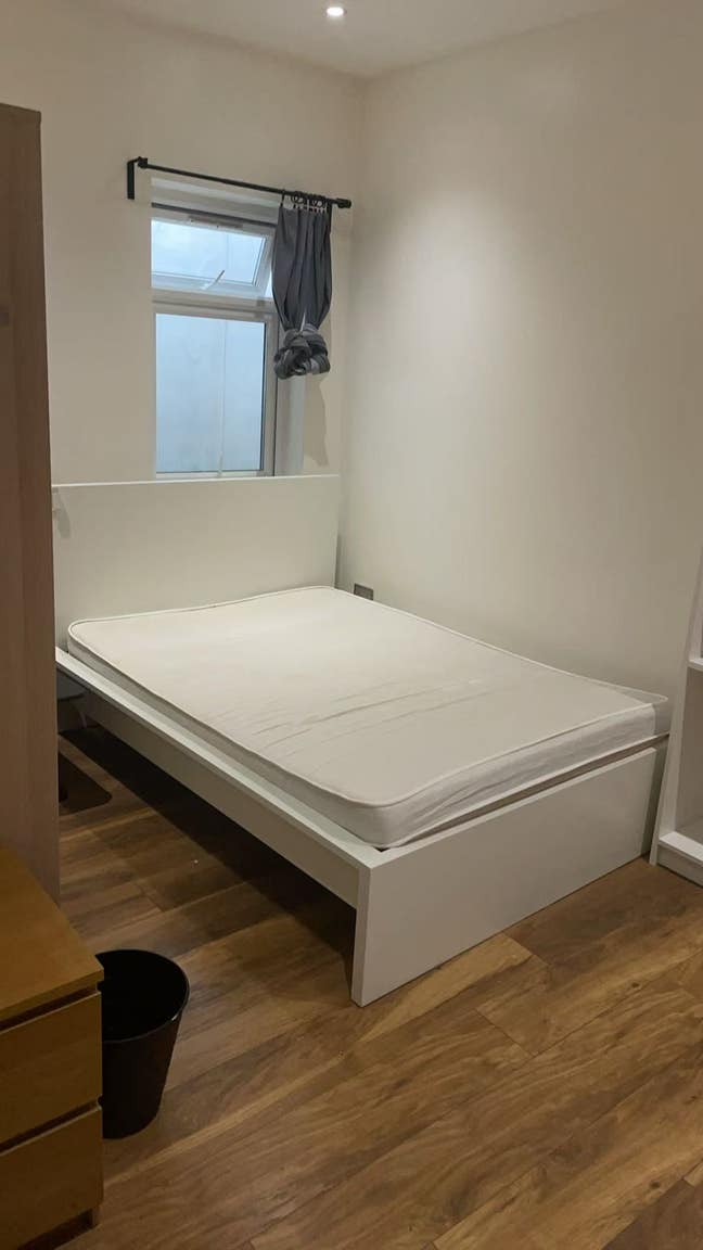 Single Room for Rent   Main Photo