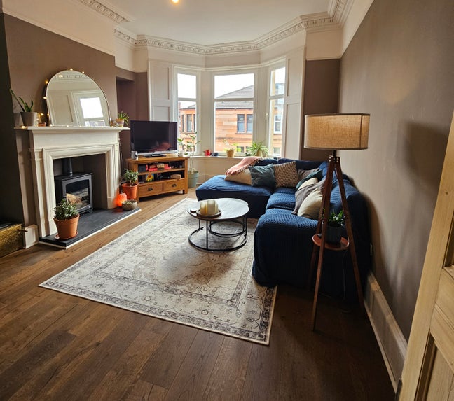 Furnished Double Room in Shawlands – Nov-April Main Photo