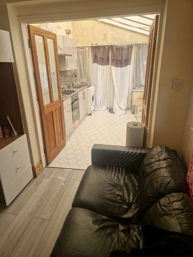 Studio flat Main Photo